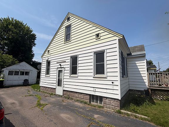 3rd image of 350 Hursley St