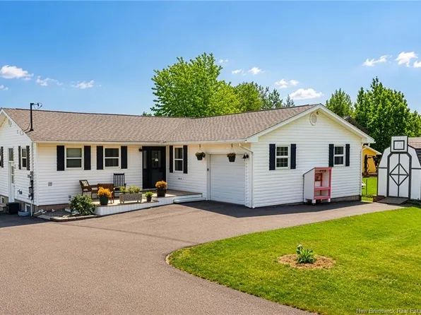47472 Homestead Rd, Moncton, NB E1G 4P5