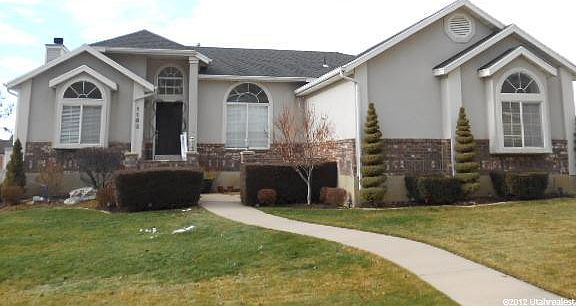 2nd image of 1162 S Sunrise Way