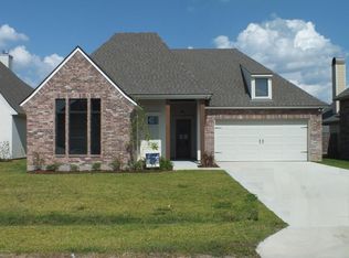 111 Timber Bark Rd, Lafayette, LA 70508