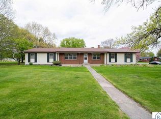 2208 Clare Dr, North Mankato, MN 56003