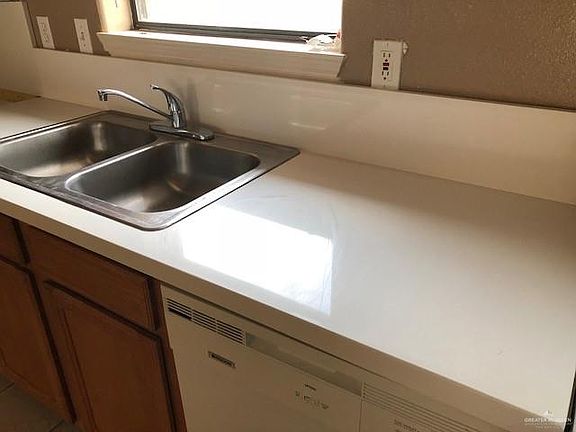 4th image of 2022 Agua Fina Ave