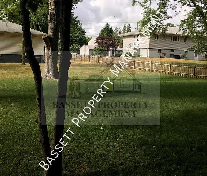 70 Saint John St — Photo 11