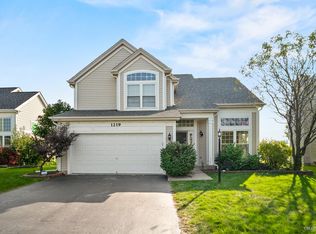 1219 Candlewood Ct, Aurora, IL 60502