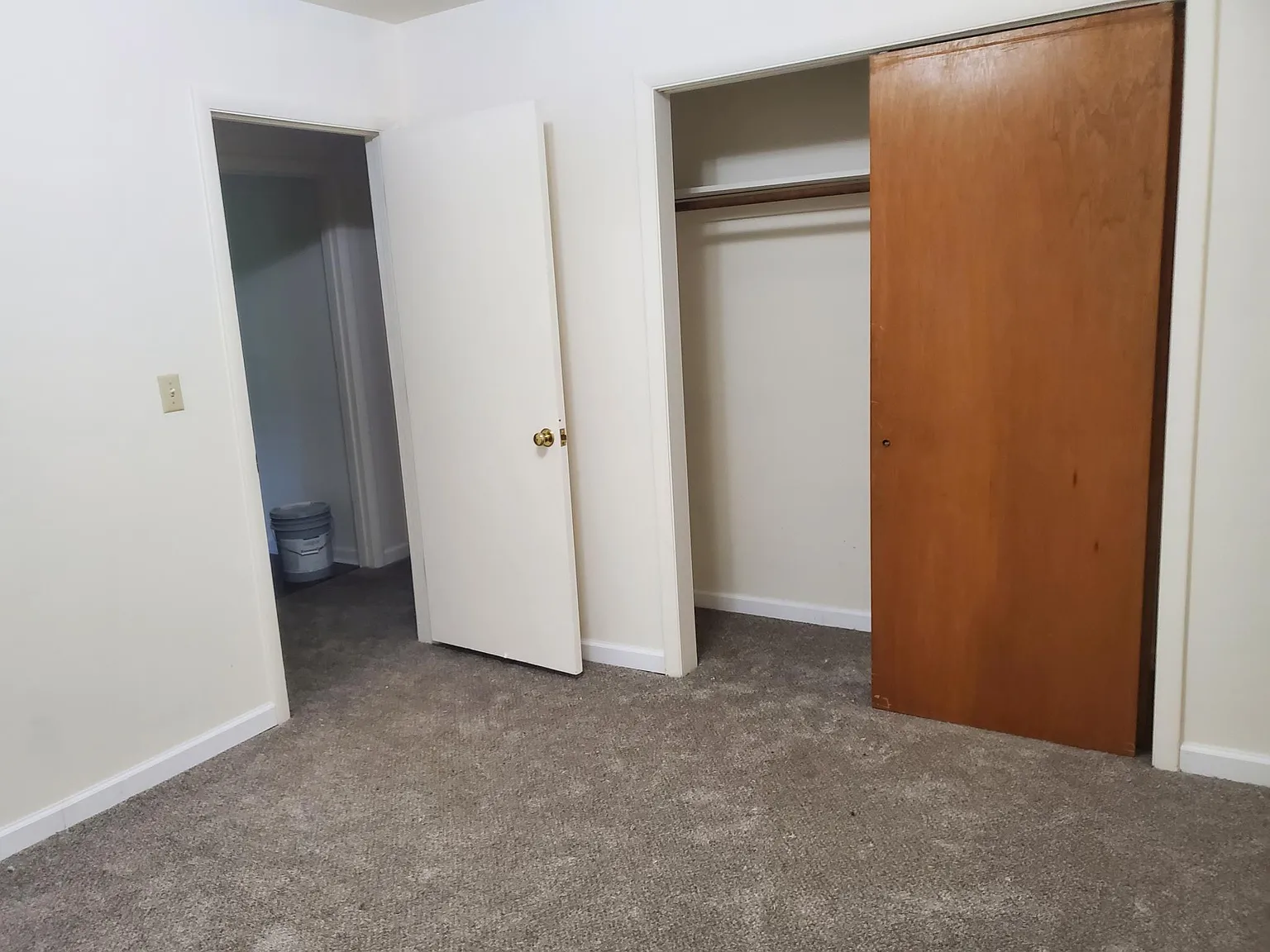 2 bed, 900 sqft, $1,200 — Photo 4
