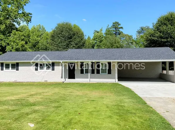 3899 Summit Dr, Douglasville, GA 30135