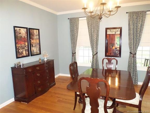 4th image of 23 Mayflower Dr