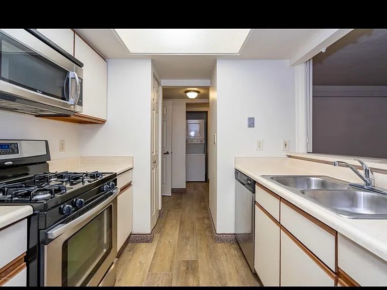 118 E Grant Ave #3 — Photo 1