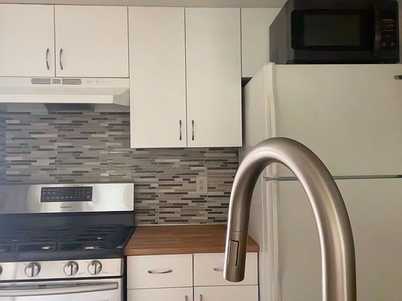 4th image of 520 Lightsey Rd APT 102