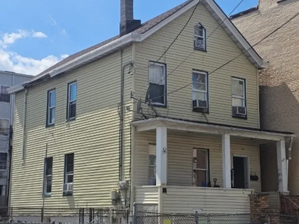 153 3Rd St, Passaic City, NJ 07055