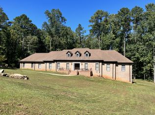 4867 Dean Ln Room 6, Lilburn, GA 30047