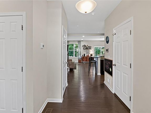 4th image of 4502 Benjamin Ct