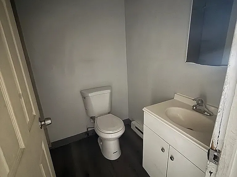 113 S 8th St #1 — Photo 7
