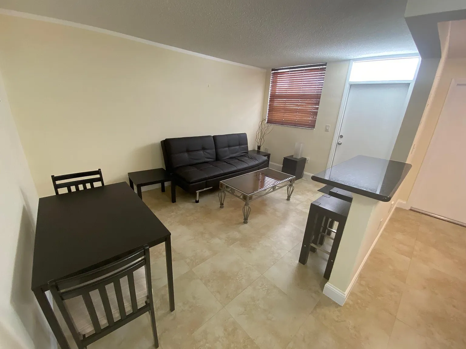 1 bed, 1.0 bath, 490 sqft, $2,050 — Photo 3