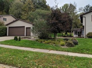 1878 Terracewood Dr NW, Rochester, MN 55901