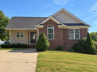 714 Ralph Graham Dr, Graham, NC 27253