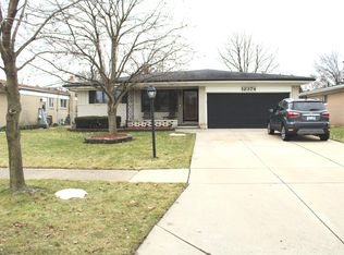 12374 Deming Dr, Sterling Heights, MI 48312