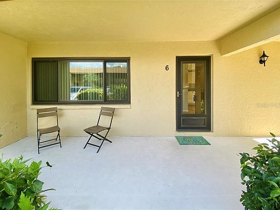 4th image of 25 Quails Run Blvd Unit 6