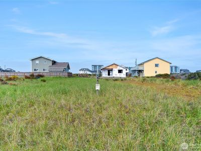 444 N Portal Loop SW, Ocean Shores, WA, 98569