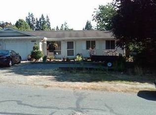 2332 Oak Dr, Steilacoom, WA 98388