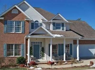 214 Trap Post Rd, South Charleston, WV 25309