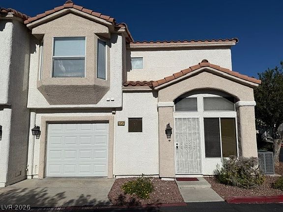 3rd image of 6856 Coral Rock Dr