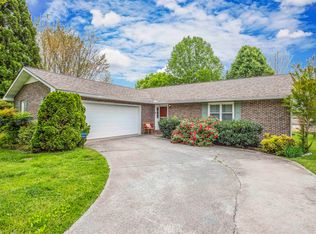 941 Windridge Dr, Maryville, TN 37803