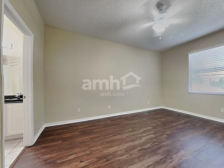10430 Beneva Dr — Photo 9