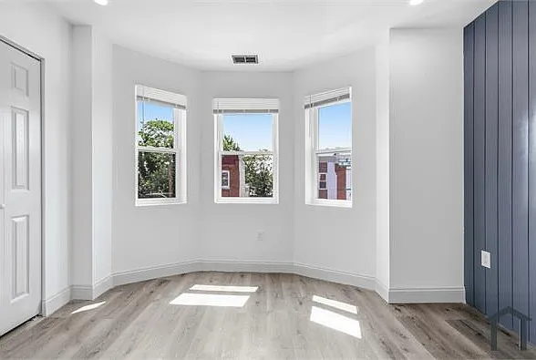 1 bed, $900 — Photo 3