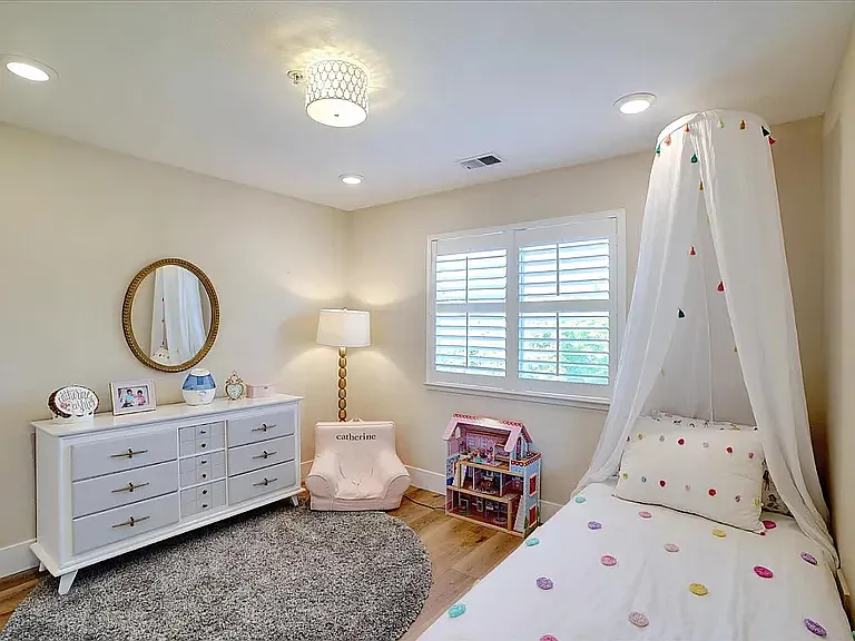 16940 Pine Way — Photo 8