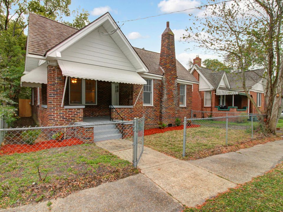 1st image of 2632 Dellwood Ave
