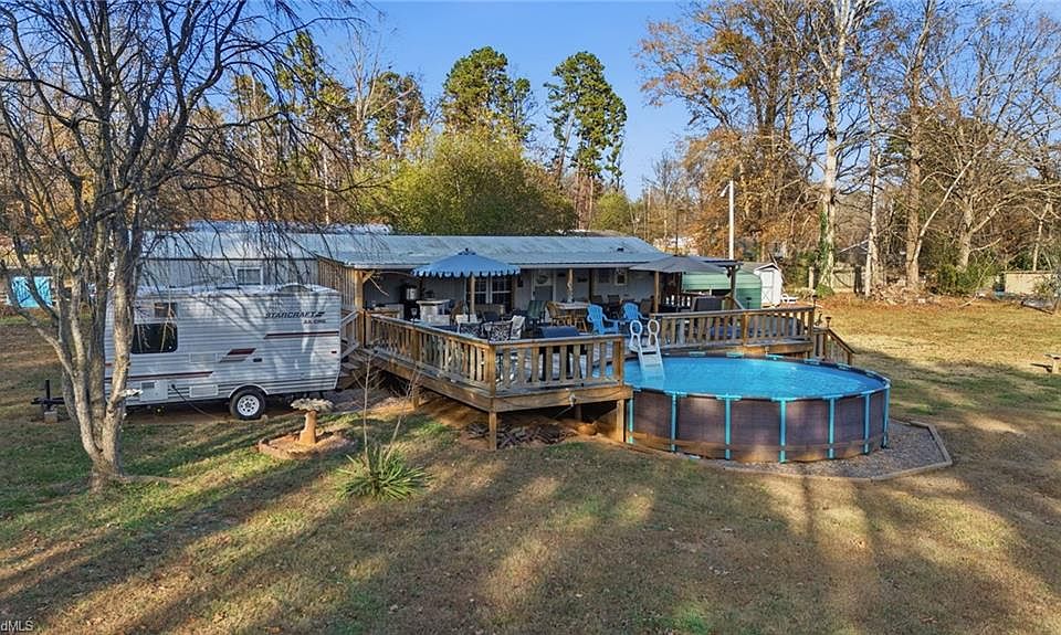 1st image of 135 Alan Adale Ct