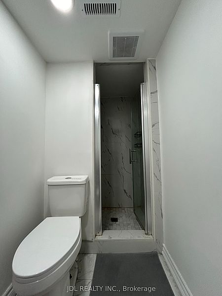 Toronto House for rent - 1 Bedroom in Toronto