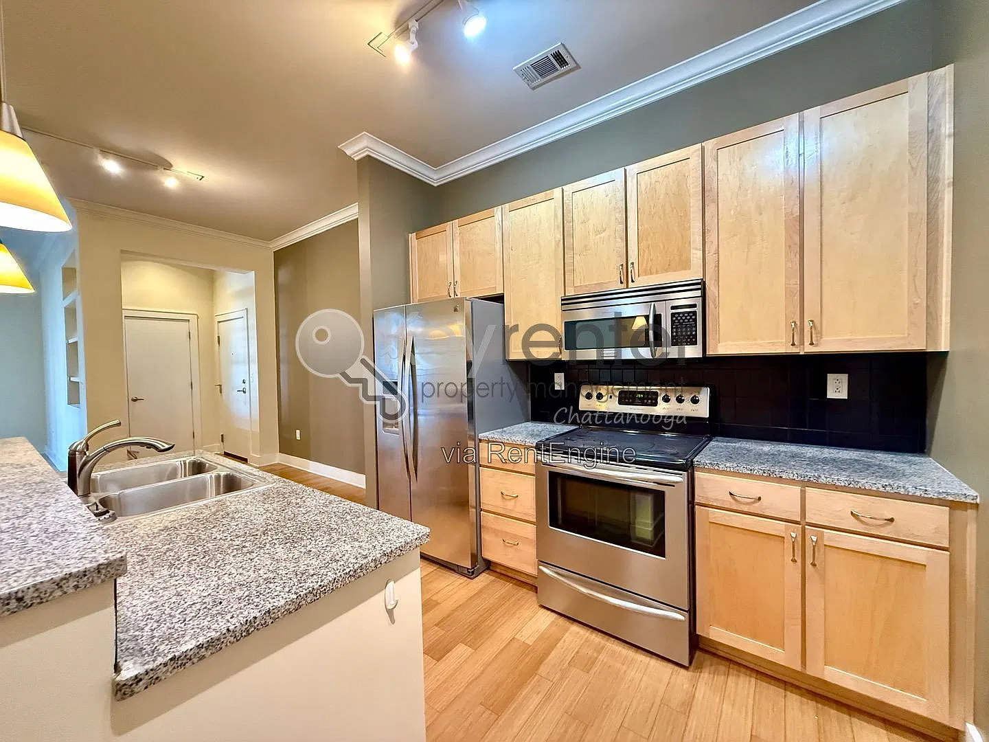 2 bed, 2.0 bath, $1,750 — Photo 3