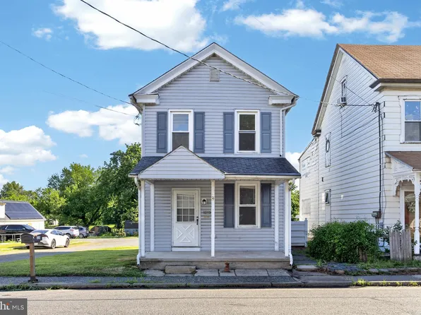 1219 E Philadelphia Ave, Gilbertsville, PA 19525