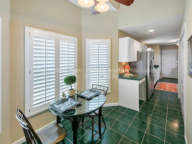 8508 Angel Oak Ct — Photo 9