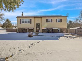 450 Birch Hill Rd, Shoemakersville, PA 19555