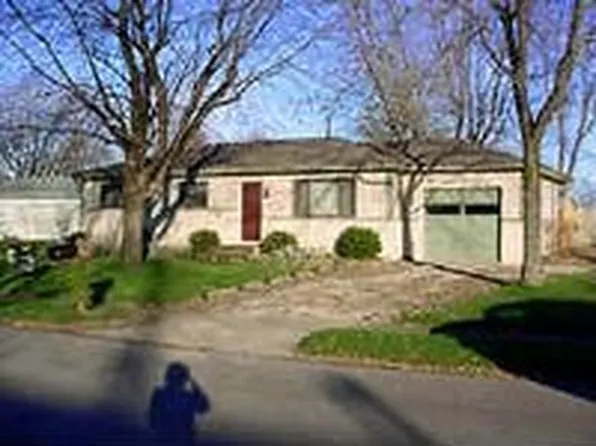 8141 Topaz Dr, Indianapolis, IN 46227