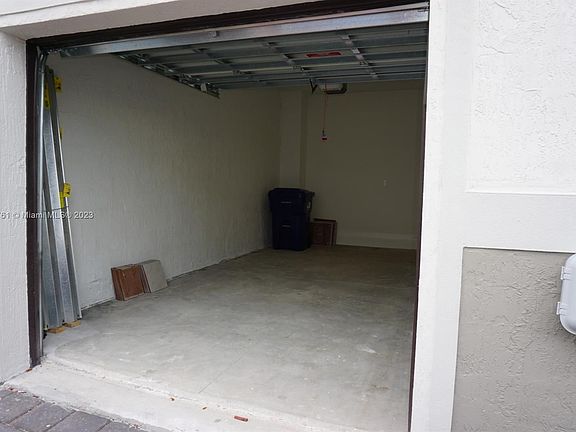 4th image of 1167 SW 6th Ct