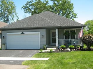 125 Blossom Wood Ln, Buffalo, NY 14227