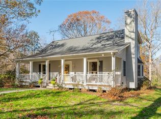 70 Mill Ridge Rd, Hartfield, VA 23071