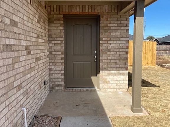2nd image of 2867 Melissa Ln