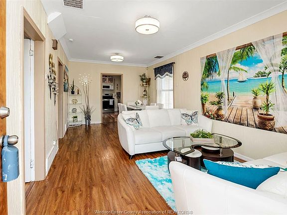 5th image of 1554 Lillian Ave