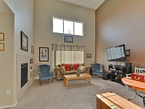 3rd image of 16064 Cinnamon Cir