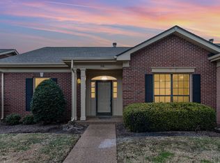 9141 Sawyer Brown Rd, Nashville, TN 37221