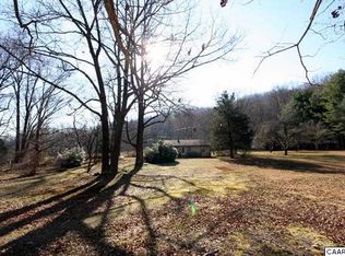 2367 Beech Grove Rd, Roseland, VA 22967