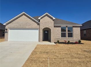 4382 Florentina Ave, Springdale, AR 72764