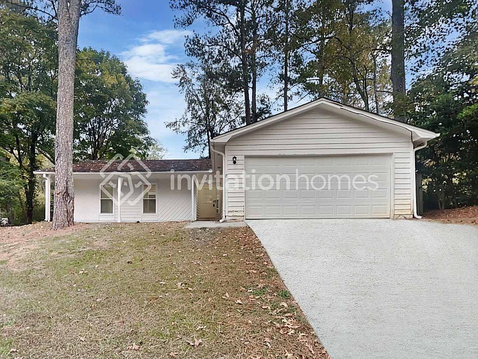 1st image of 145 Creekmont Ct