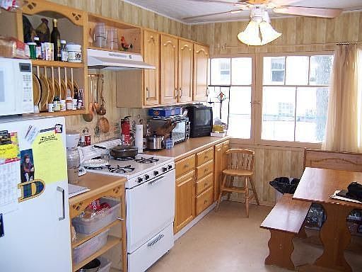 2nd image of 41579 N Lotus Ave