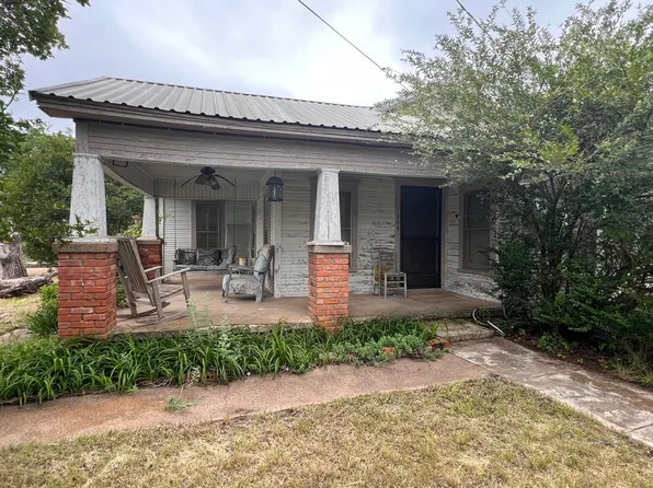 101 E Commerce St, Gustine, TX 76455